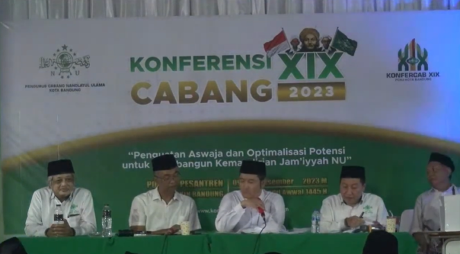 
 Duet KH. Khoiruddin Aly – KH. Ahmad Haedar Pimpin PCNU Kota Bandung