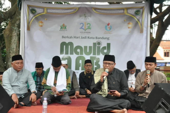 
 Shalawat Menggema di Teras Cikapundung, NU Kota Bandung Selenggarakan Maulid Nabi